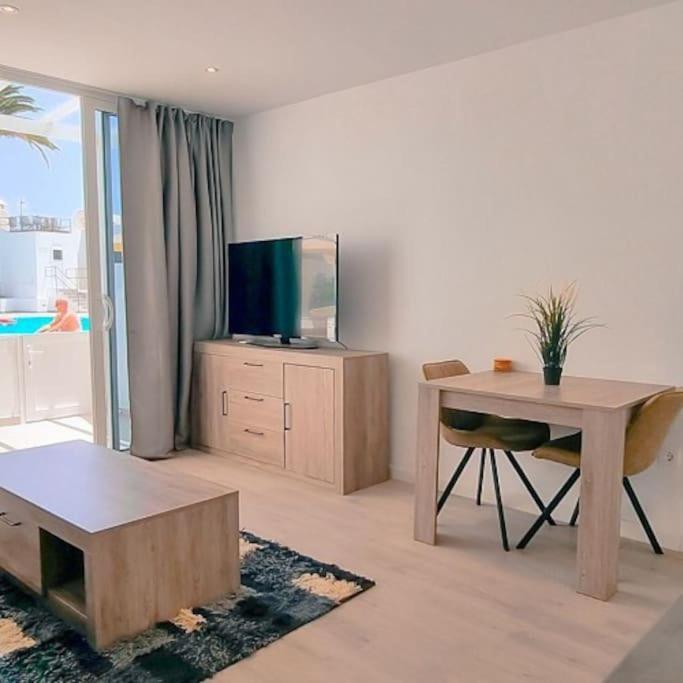 Puerto Del Carmen Airconditioned 2Bed Poolside Apt المظهر الخارجي الصورة