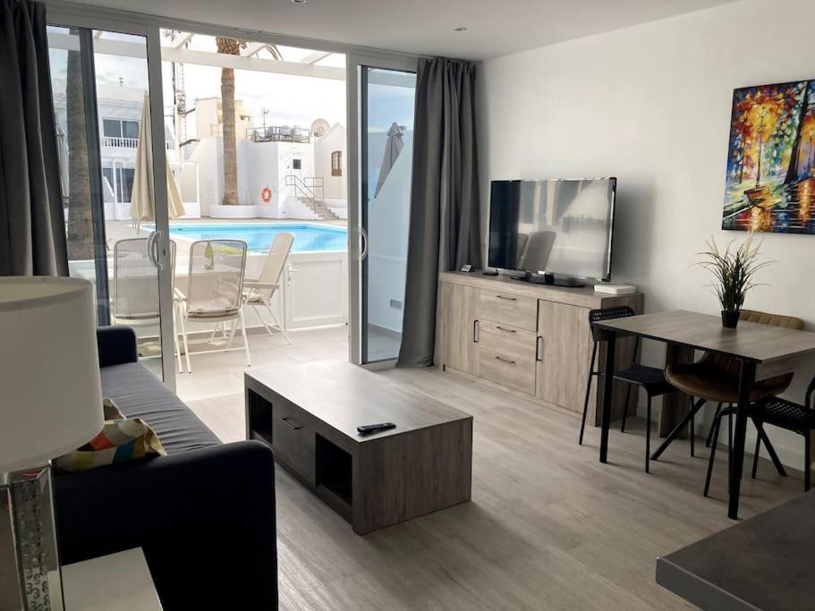 Puerto Del Carmen Airconditioned 2Bed Poolside Apt المظهر الخارجي الصورة